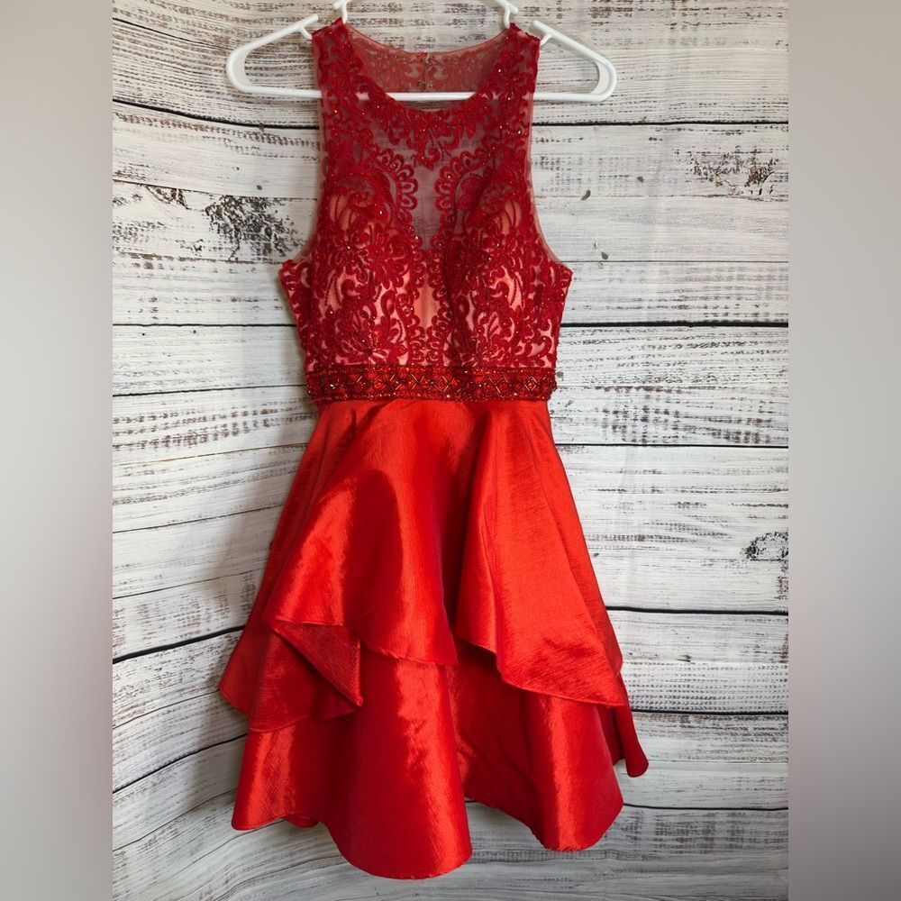 Camille La Vie Dress Womens 4 Red Prom‎ Embellished Sequin Buffy Party cocktail